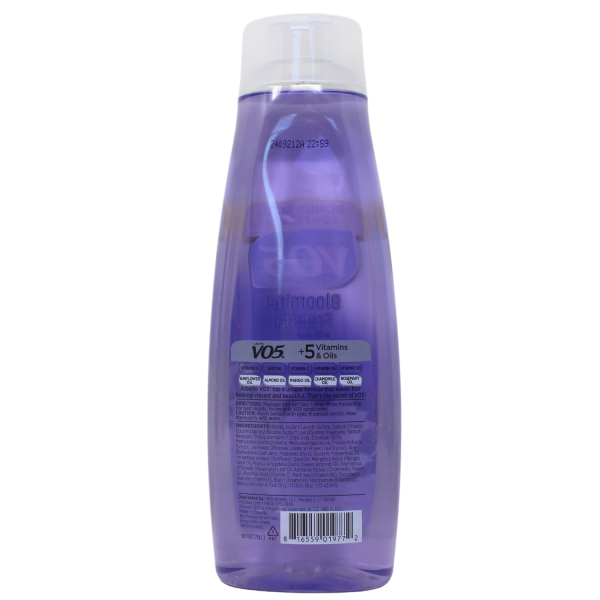 Alberto VO5 Blooming Freesia Moisturizing Shampoo - 443ml